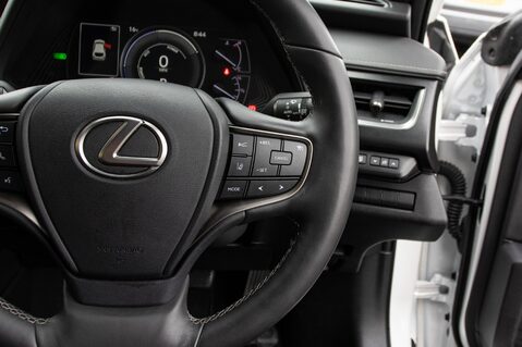 Lexus Ux 250H 20