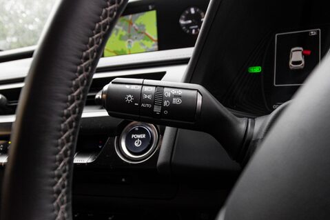 Lexus Ux 250H 17