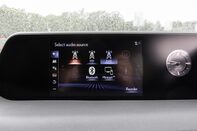 Lexus Ux 250H 26