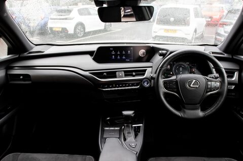 Lexus Ux 250H 3