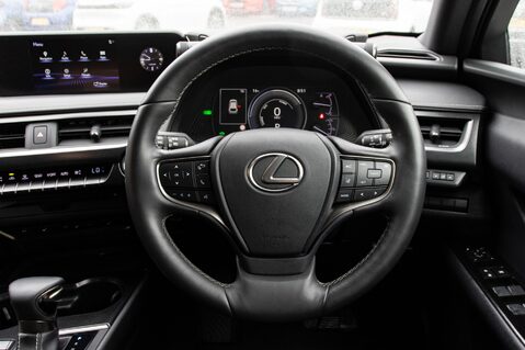 Lexus Ux 250H 21