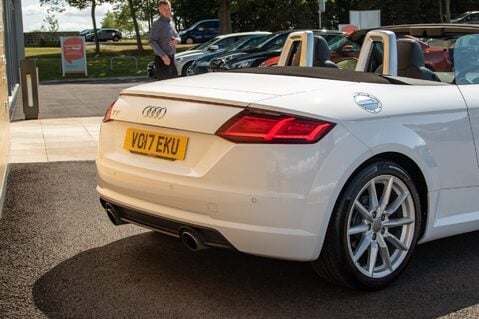 Audi TT TFSI SPORT 8