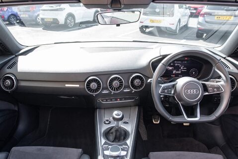Audi TT TFSI SPORT 3