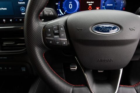 Ford Focus ST-LINE VIGNALE 19