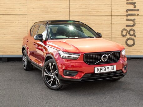 Volvo XC40 D4 R-DESIGN PRO AWD