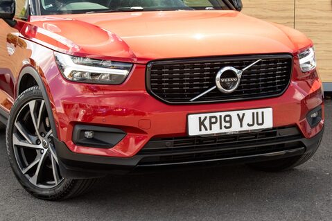 Volvo XC40 D4 R-DESIGN PRO AWD 10