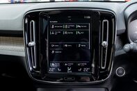 Volvo XC40 D4 R-DESIGN PRO AWD 25