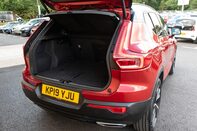 Volvo XC40 D4 R-DESIGN PRO AWD 37