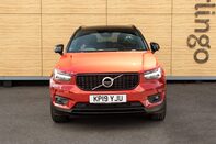 Volvo XC40 D4 R-DESIGN PRO AWD 5