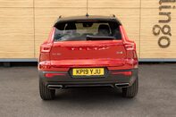 Volvo XC40 D4 R-DESIGN PRO AWD 6