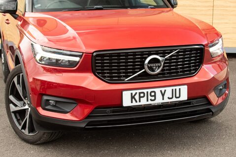 Volvo XC40 D4 R-DESIGN PRO AWD 10