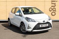 Toyota Yaris VVT-I ICON TECH 1