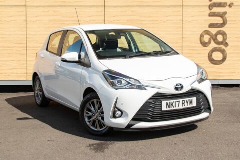 Toyota Yaris VVT-I ICON TECH 1