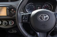 Toyota Yaris VVT-I ICON TECH 19