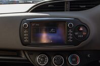 Toyota Yaris VVT-I ICON TECH 26