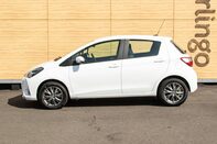 Toyota Yaris VVT-I ICON TECH 13