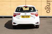 Toyota Yaris VVT-I ICON TECH 6