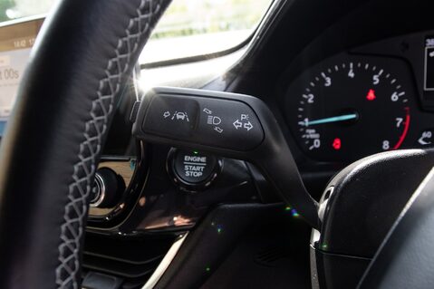 Ford Fiesta ST-LINE 17