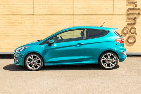 Ford Fiesta ST-LINE 13