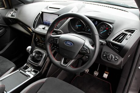 Ford Kuga ST-LINE
