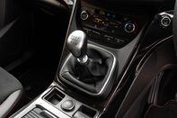 Ford Kuga ST-LINE 31