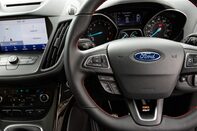 Ford Kuga ST-LINE 19