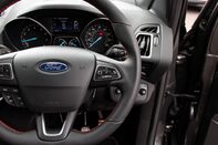 Ford Kuga ST-LINE 20