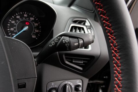 Ford Kuga ST-LINE 18