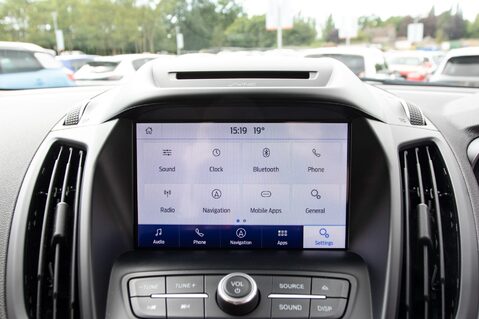 Ford Kuga ST-LINE 26