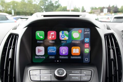 Ford Kuga ST-LINE 29