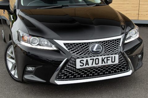 Lexus CT 200H 10