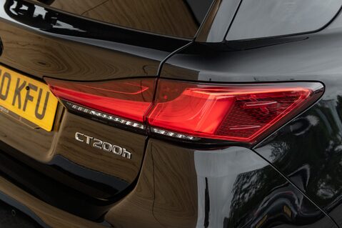 Lexus CT 200H 9