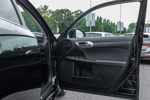 Lexus CT 200H 14