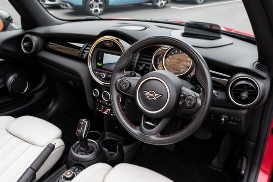 Mini Convertible COOPER S