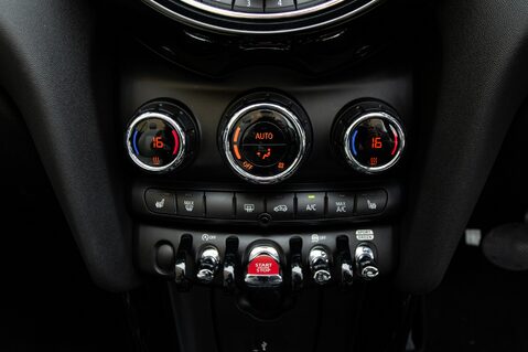 Mini Convertible COOPER S 32