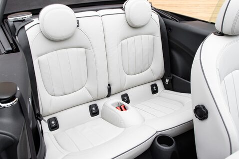 Mini Convertible COOPER S 34