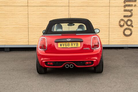 Mini Convertible COOPER S 6