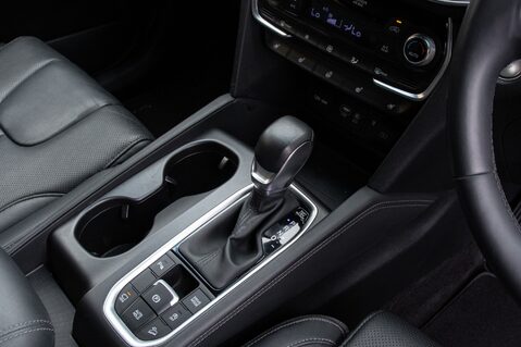 Hyundai SANTA FE CRDI PREMIUM SE 32