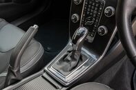 Volvo V40 D2 MOMENTUM EDITION 29