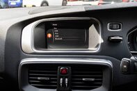 Volvo V40 D2 MOMENTUM EDITION 23