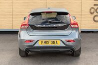 Volvo V40 D2 MOMENTUM EDITION 6