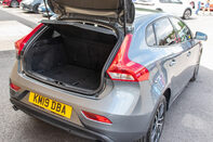 Volvo V40 D2 MOMENTUM EDITION 32
