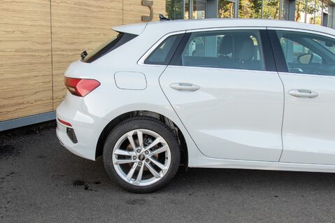 Audi A3 SPORTBACK TFSI SPORT 7