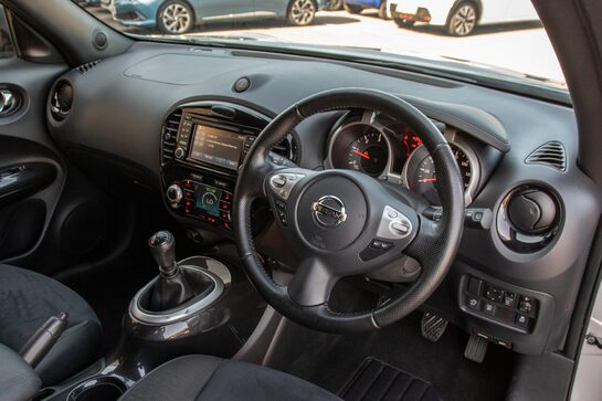 Nissan Juke 1.5 dCi N-Connecta 5dr Hatchback