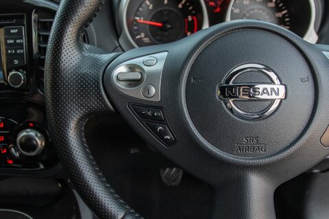 Nissan Juke 1.5 dCi N-Connecta 5dr Hatchback 19
