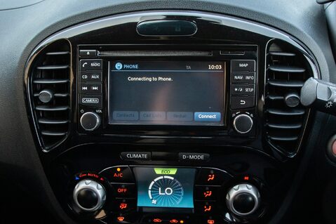 Nissan Juke 1.5 dCi N-Connecta 5dr Hatchback 23