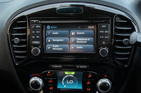 Nissan Juke 1.5 dCi N-Connecta 5dr Hatchback 27