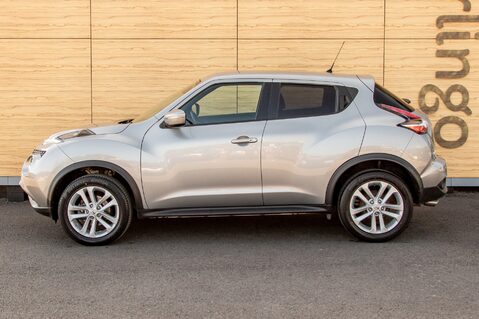 Nissan Juke 1.5 dCi N-Connecta 5dr Hatchback 13