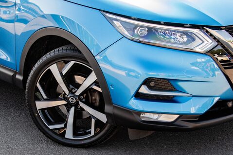Nissan Qashqai DIG-T TEKNA PLUS 10