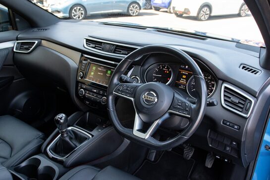 Nissan Qashqai DIG-T TEKNA PLUS